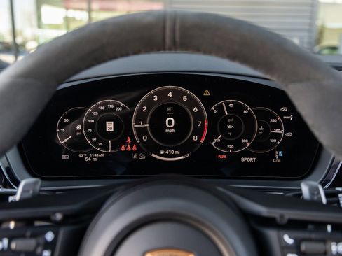 New 2026 Porsche Cayenne GTS image 28