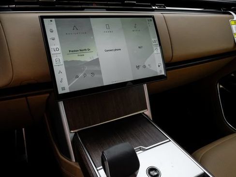 New 2026 Land Rover Range Rover Long Wheelbase SE AWD/4WD image 30