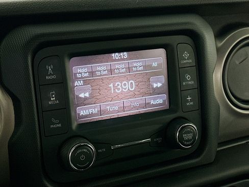 Used 2020 Jeep Wrangler Unlimited Sport image 19