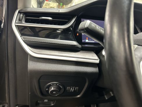 Used 2022 Jeep Grand Cherokee L Limited w/ Trailer Tow Group (B) image 19