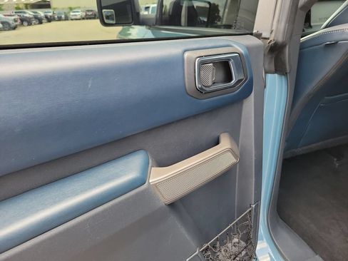 Used 2022 Ford Bronco Outer Banks AWD/4WD image 15