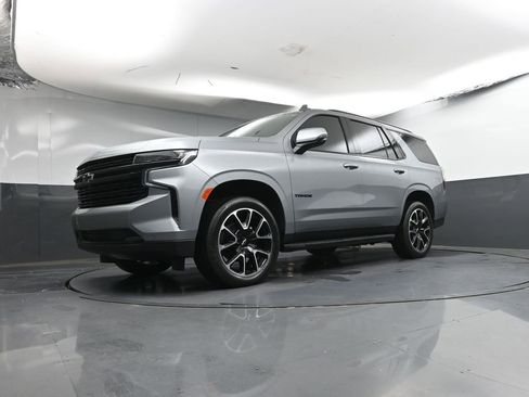 Used 2024 Chevrolet Tahoe RST w/ Luxury Package AWD/4WD image 30