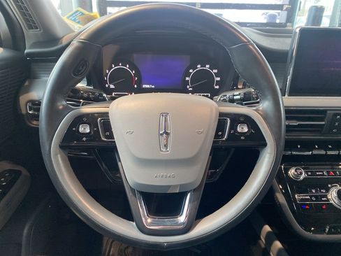 Used 2020 Lincoln Corsair Standard w/ Premium Package image 6