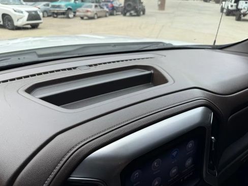 Used 2020 Chevrolet Silverado 1500 LT w/ Fleet Comfort Package AWD/4WD image 46