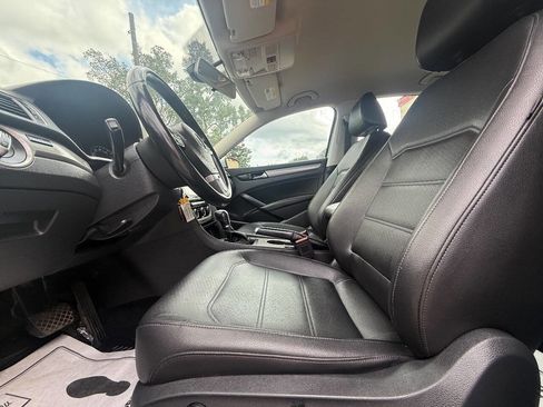 Used 2015 Volkswagen Passat 1.8T SE image 20