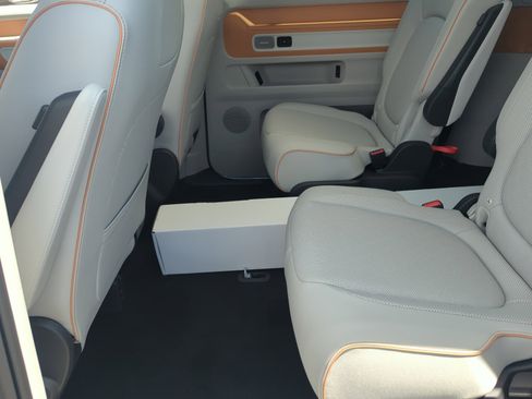 New 2025 Volkswagen ID. Buzz 1st Edition image 17