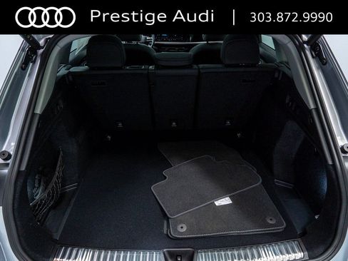 Used 2025 Audi Q5 Premium w/ Convenience Package AWD/4WD image 24
