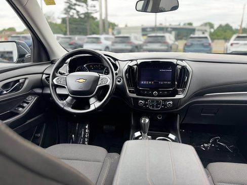 Used 2020 Chevrolet Traverse LT AWD/4WD image 13