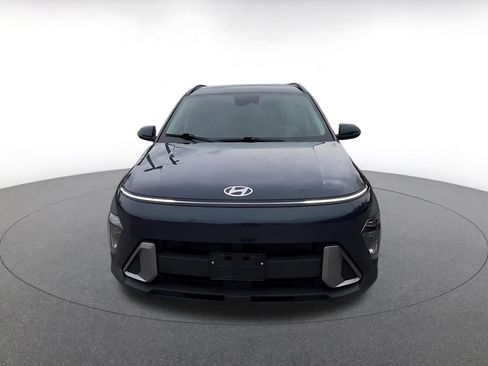 Used 2025 Hyundai Kona SEL image 4