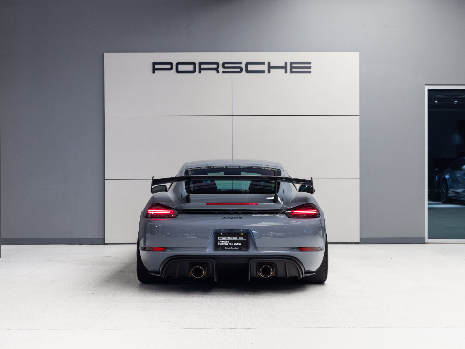 Used 2023 Porsche 718 Cayman GT4 RS w/ Weissach Package RWD image 6