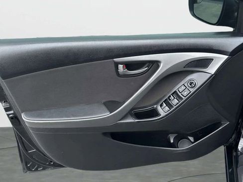 Used 2016 Hyundai Elantra Value Edition FWD image 20