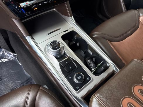 Used 2023 Ford Explorer King Ranch w/ Technology Package AWD/4WD image 20