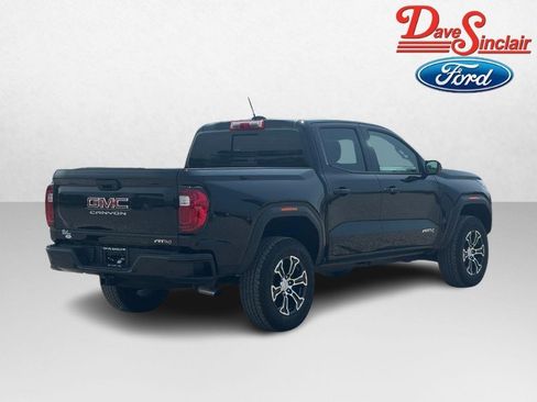 Used 2025 GMC Canyon AT4 w/ Technology Plus Package AWD/4WD image 7