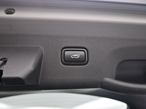 Certified 2026 Kia Sportage SX AWD/4WD image 24