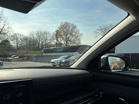 Used 2025 Hyundai Tucson Blue image 35