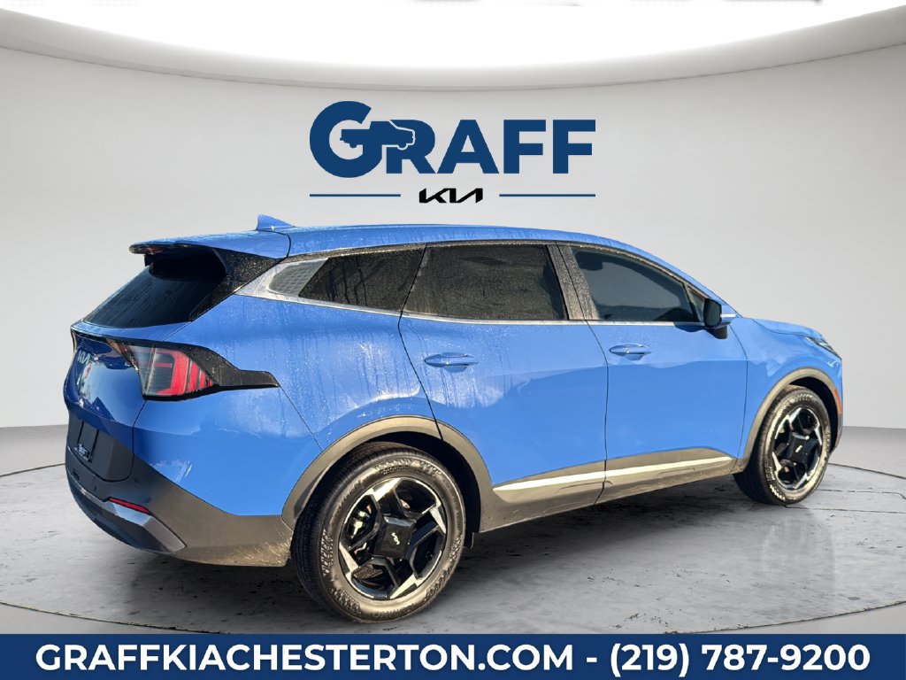 Used 2026 Kia Sportage EX FWD image 8
