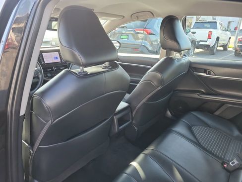 Used 2024 Toyota Camry SE w/ Convenience Package image 13