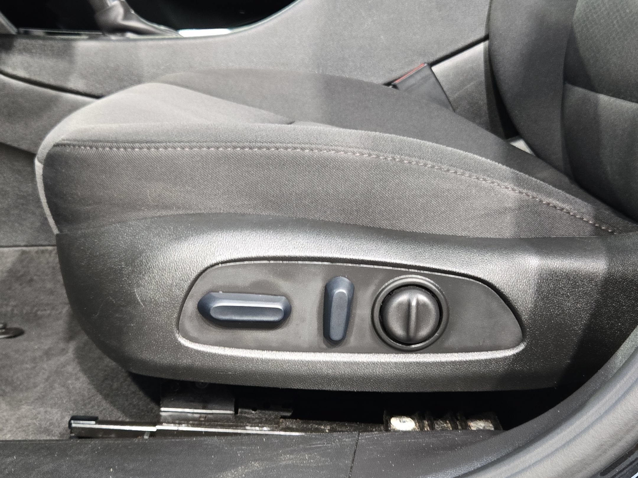 Used 2024 Chevrolet Malibu LT FWD image 19