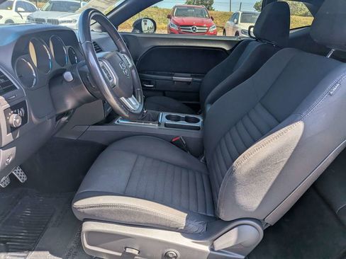 Used 2013 Dodge Challenger R/T RWD image 19