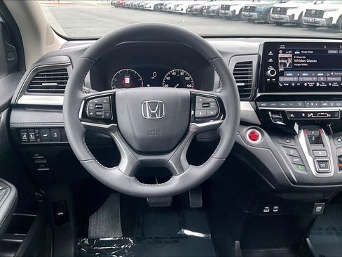 Used 2025 Honda Odyssey EX-L image 5