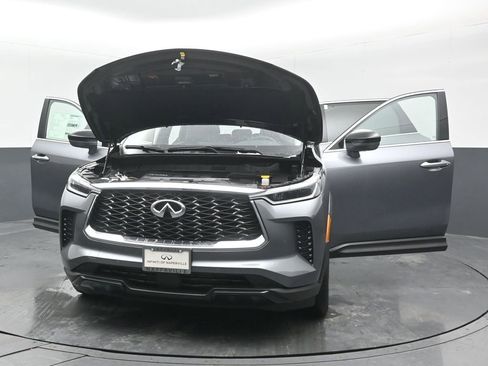 Certified 2025 INFINITI QX60 Luxe image 50