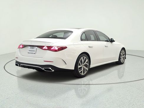 New 2027 Mercedes-Benz E 450 4MATIC Sedan image 5
