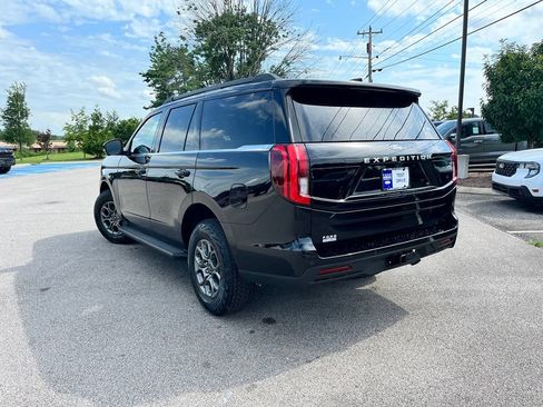New 2027 Ford Expedition Active AWD/4WD image 4