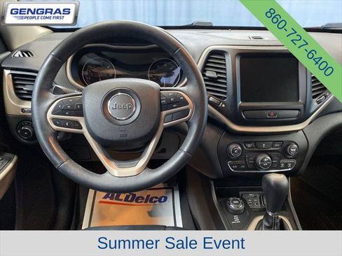 Certified 2017 Jeep Cherokee Limited AWD/4WD image 30