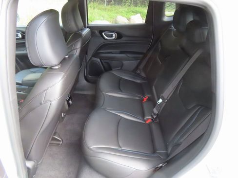 New 2025 Jeep Compass Limited w/ Sun & Sound Group image 22