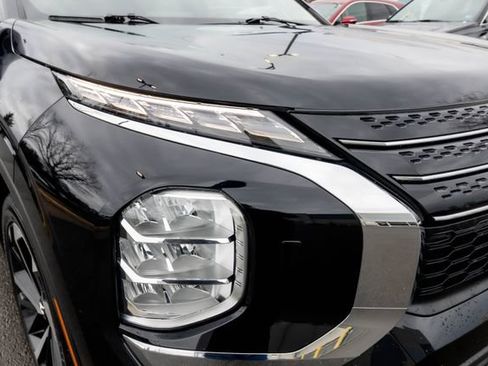 Used 2022 Mitsubishi Outlander ES AWD/4WD image 14