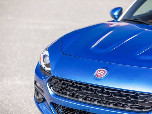 Used 2017 FIAT 124 Spider Lusso RWD image 53