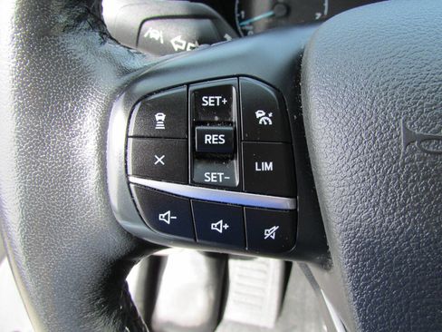 Used 2023 Ford Transit 250 Low Roof RWD image 19