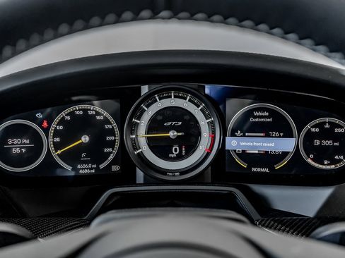 Certified 2022 Porsche 911 GT3 image 15