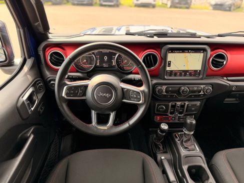 Used 2019 Jeep Wrangler Unlimited Rubicon AWD/4WD image 34
