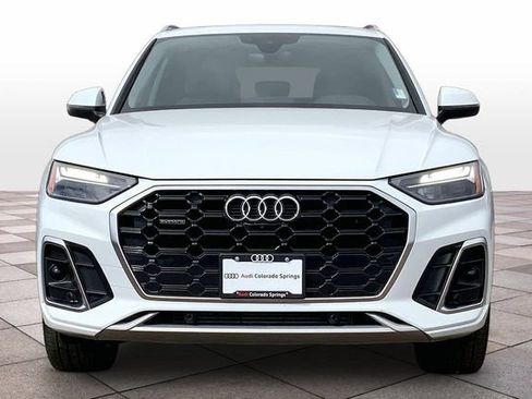 Used 2023 Audi Q5 2.0T Premium Plus w/ Premium Plus Package AWD/4WD image 3