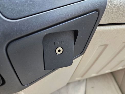 Used 2008 Ford F550 2WD Crew Cab Super Duty image 25