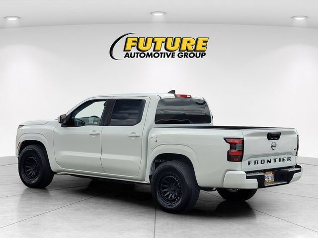 Certified 2023 Nissan Frontier SV RWD image 7
