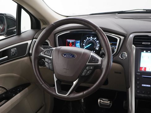 Used 2017 Ford Fusion Platinum AWD/4WD image 14