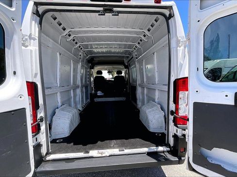 Used 2021 RAM ProMaster 2500 FWD image 7