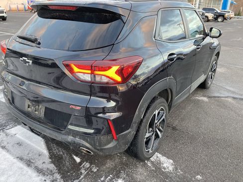 Used 2023 Chevrolet TrailBlazer RS w/ Sun and Liftgate Package image 7