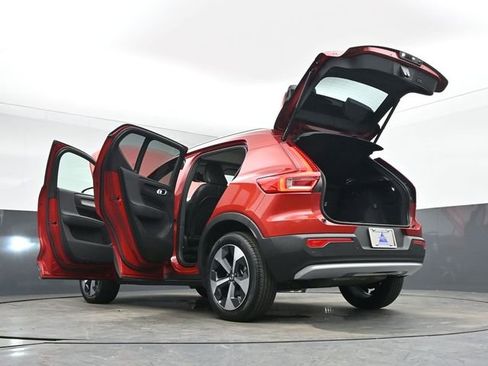 Used 2023 Volvo XC40 B4 Plus w/ Driver Assist Package FWD image 55