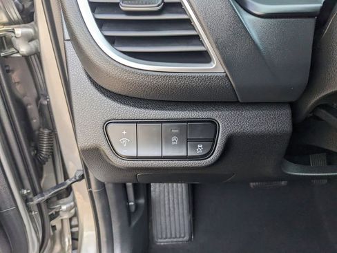 Certified 2024 Kia Seltos EX image 27