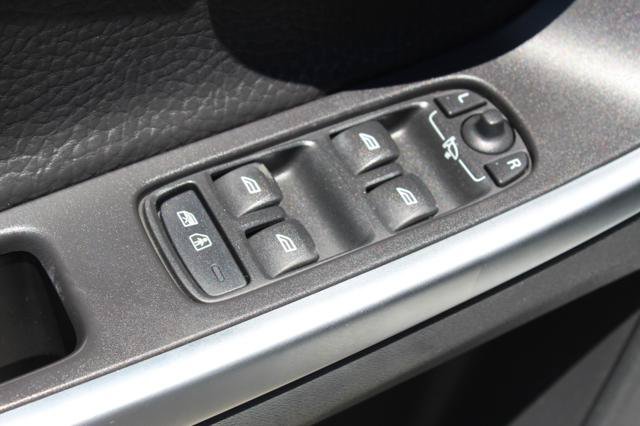 Used 2010 Volvo XC60 T6 AWD/4WD image 15
