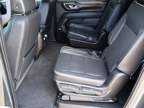 Used 2021 GMC Yukon XL SLT w/ SLT Premium Package AWD/4WD image 27