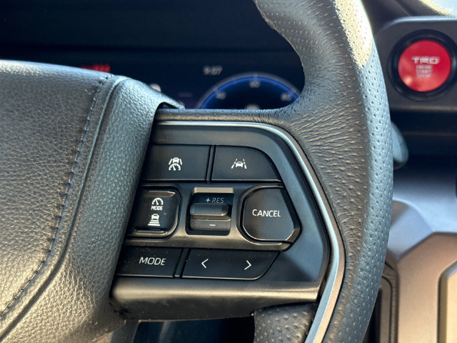 Used 2025 Toyota Tacoma TRD Off-Road AWD/4WD image 27