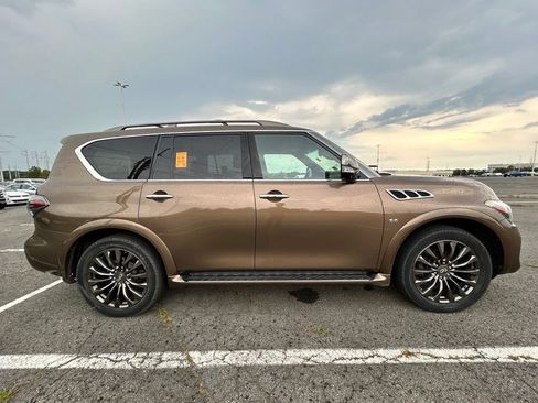 Used 2017 INFINITI QX80 Limited w/ All Season Package AWD/4WD image 6