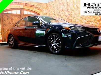 Used 2021 Toyota Camry SE