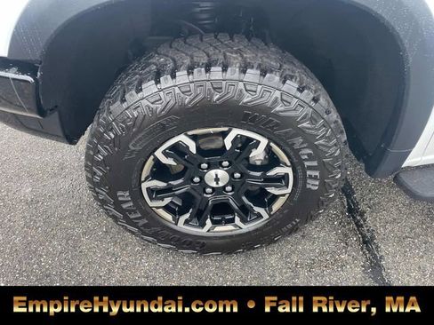 Used 2023 Chevrolet Silverado 1500 ZR2 image 13