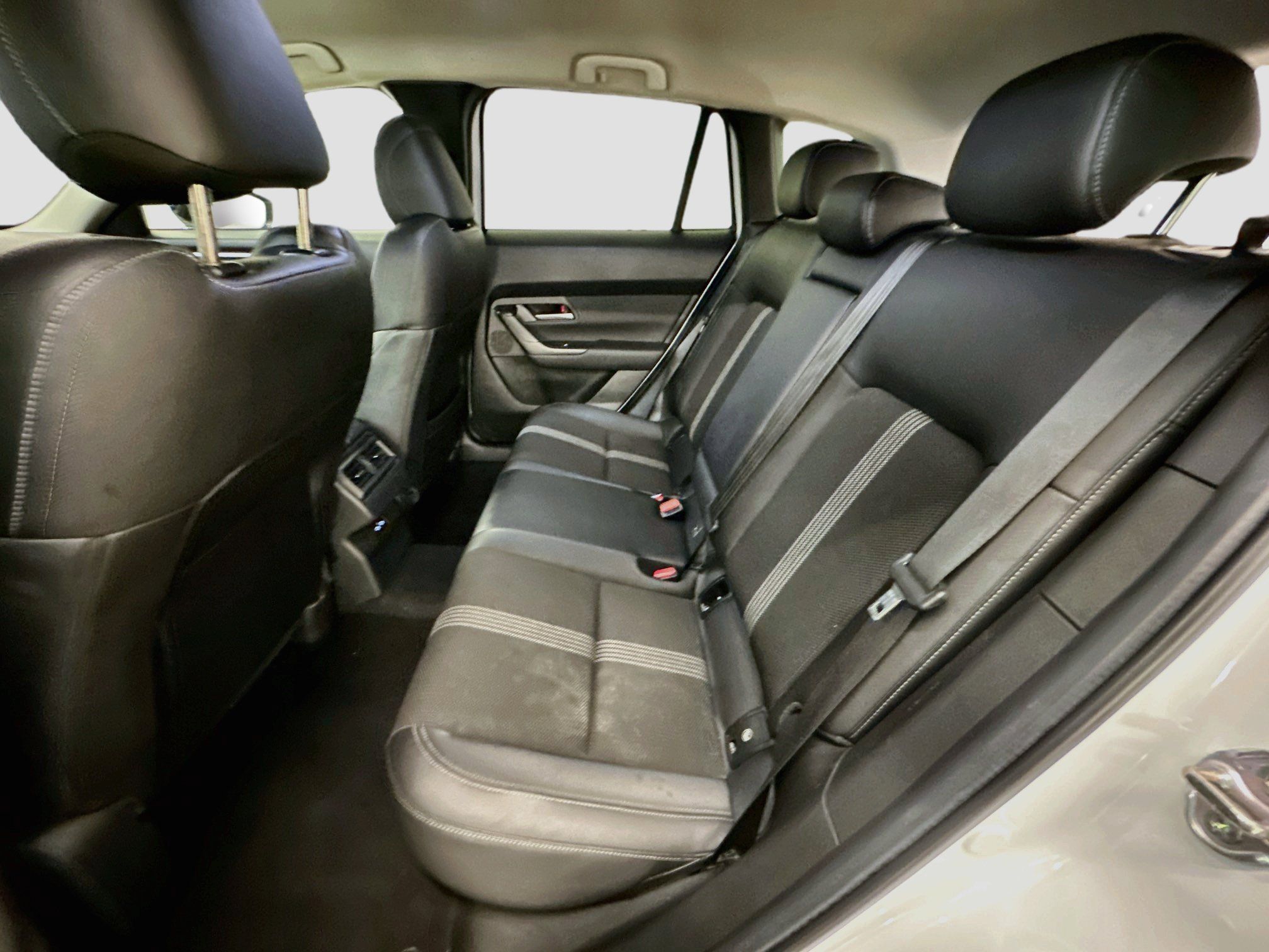 Used 2025 MAZDA CX-50 AWD 2.5 S w/ Preferred Package image 28