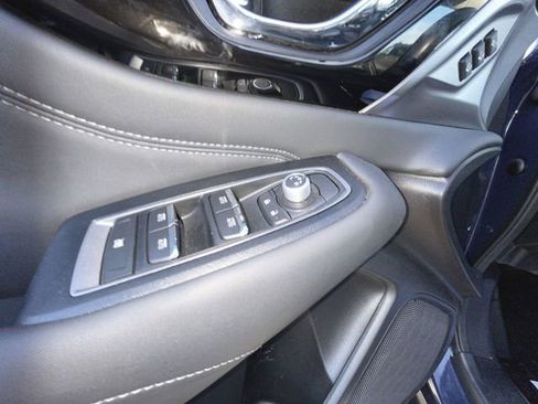 Used 2023 Subaru Outback Limited image 23